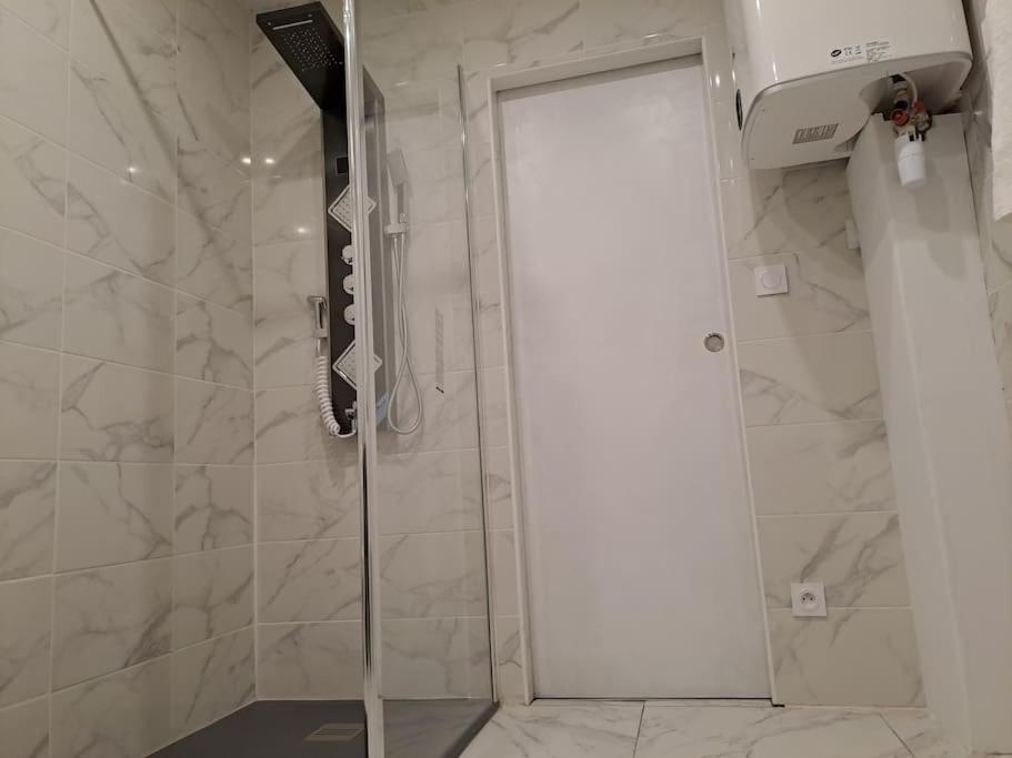 24h Course/moto/ Oasis / Antares Apartment *